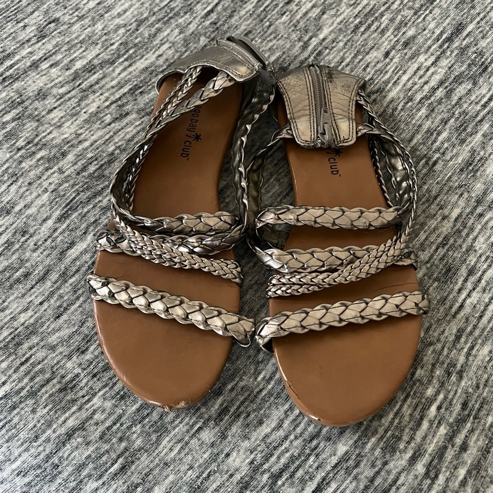 Women’s size 7 Montego Bay sandals